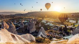 First-Timer's Guide to Your Hot Air Balloon Ride in Cappadocia: What to Expect