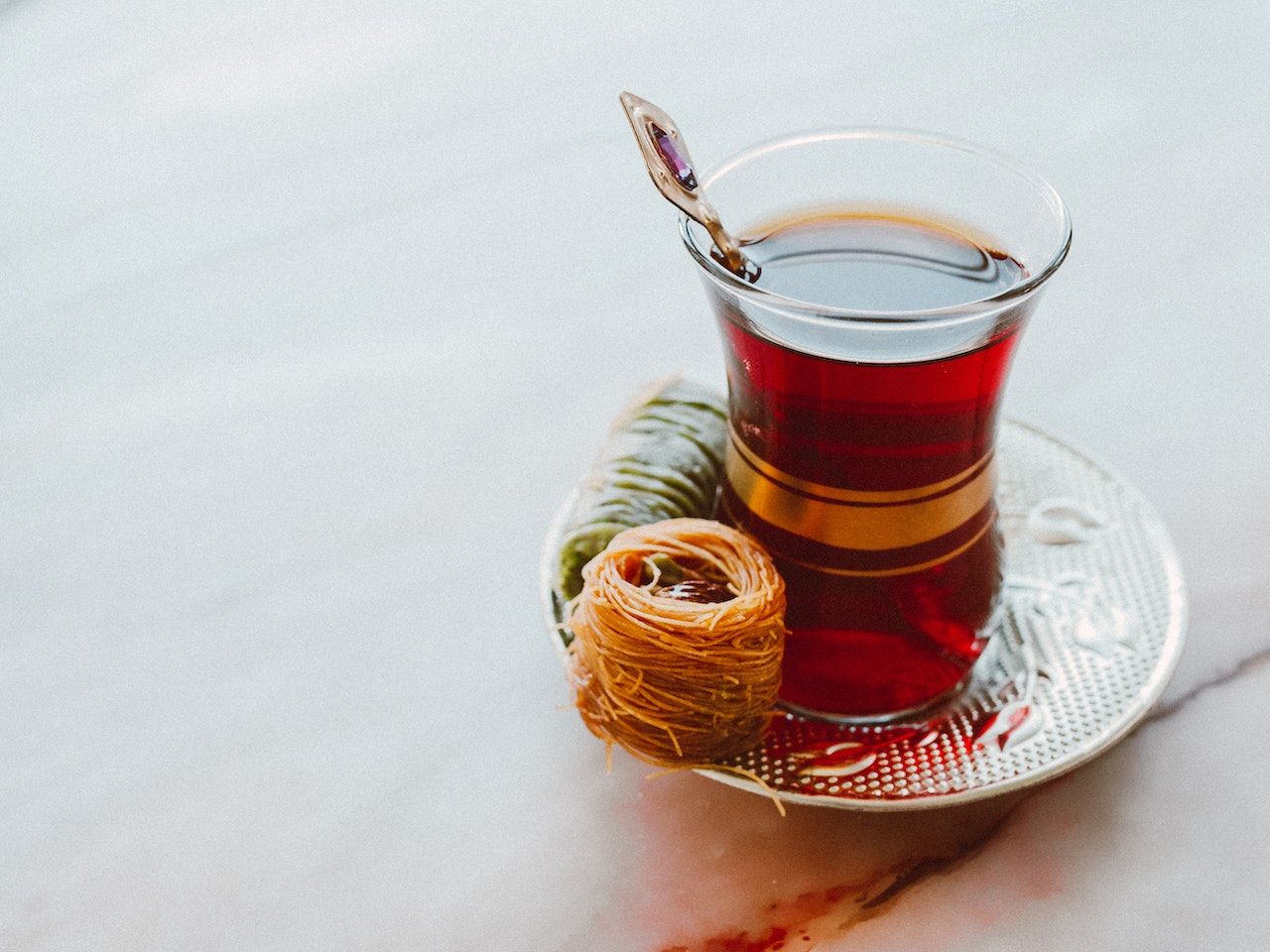 Turkish Tea: A Guide to the Culture and Traditions of Tea Drinking in Cappadocia